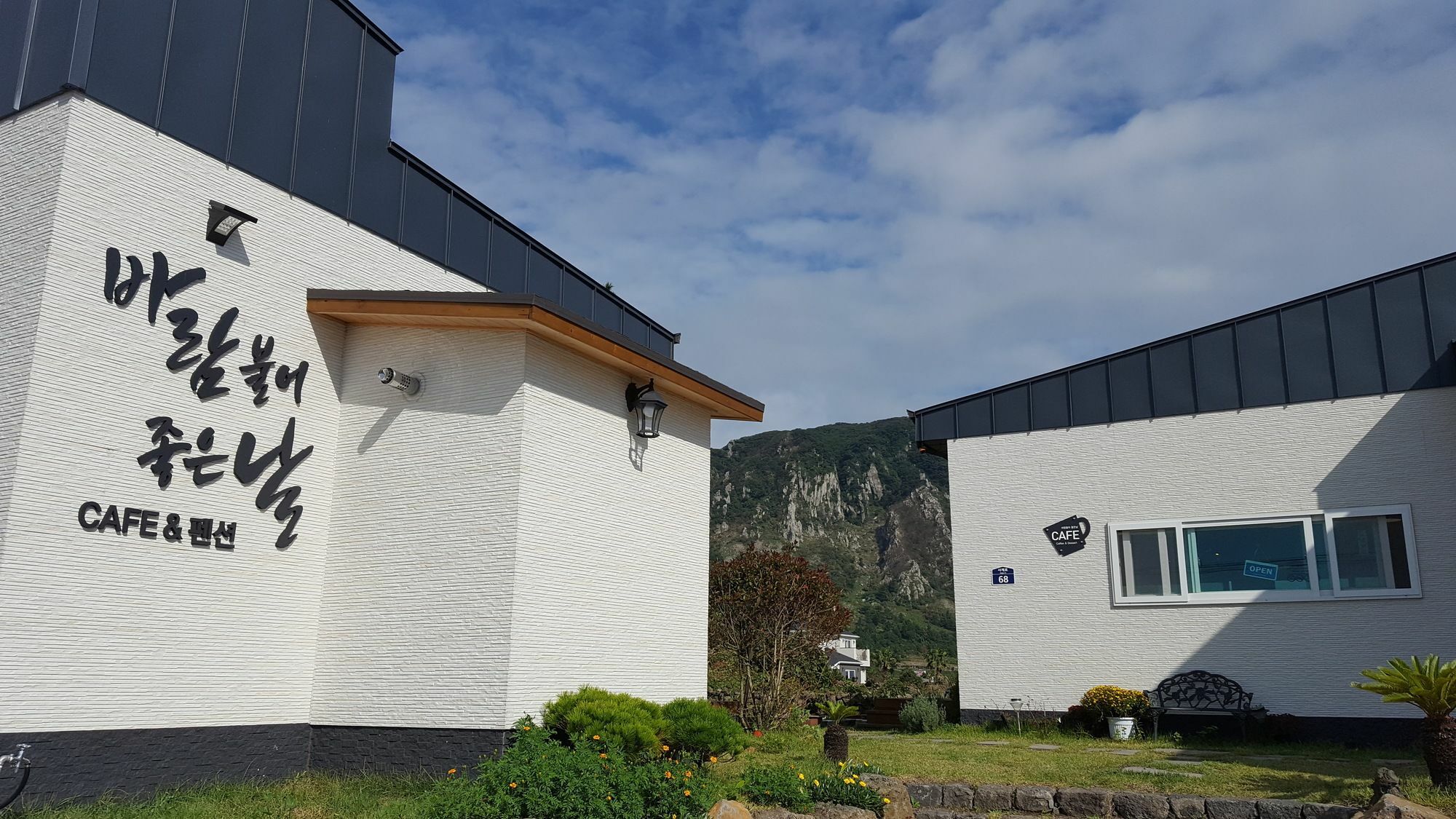 Wind Jeju Cafe & Pension Szogüpho Kültér fotó