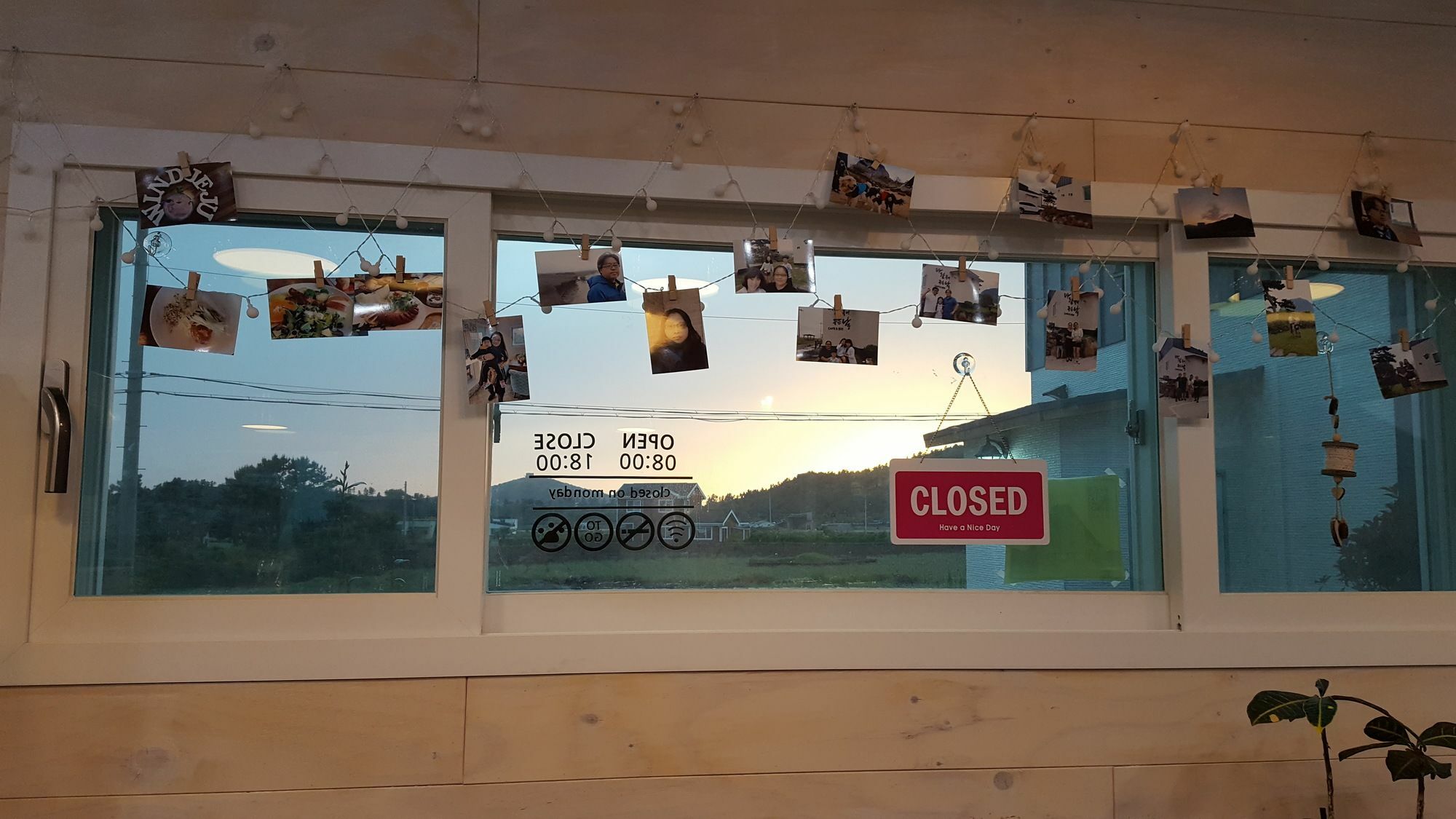 Wind Jeju Cafe & Pension Szogüpho Kültér fotó