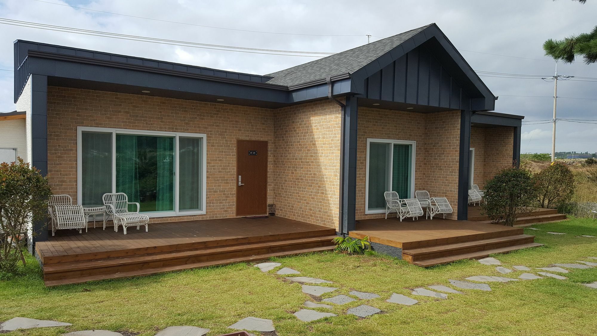 Wind Jeju Cafe & Pension Szogüpho Kültér fotó